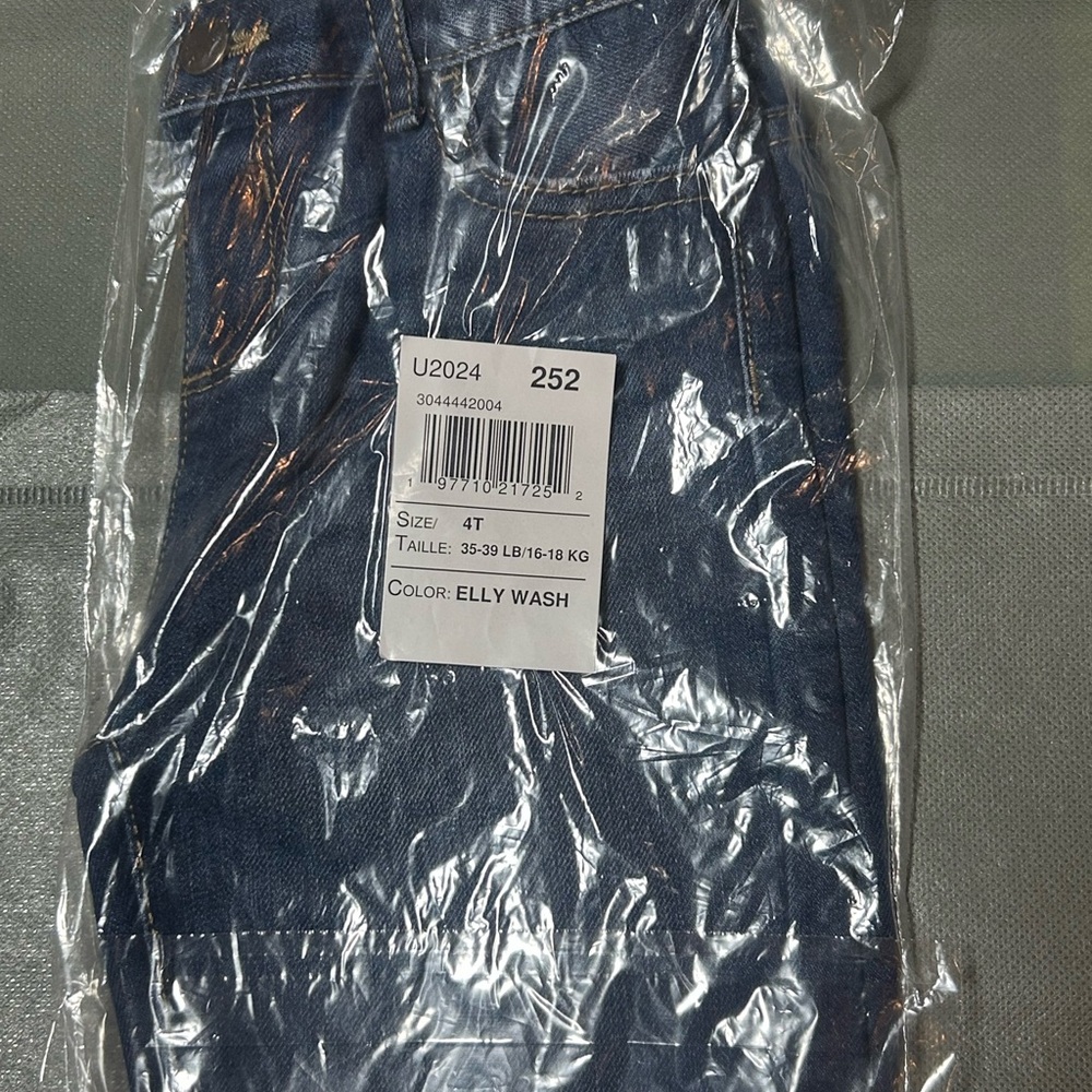 NWT The Children's Place Blue Denim Shorts - Elly Wash